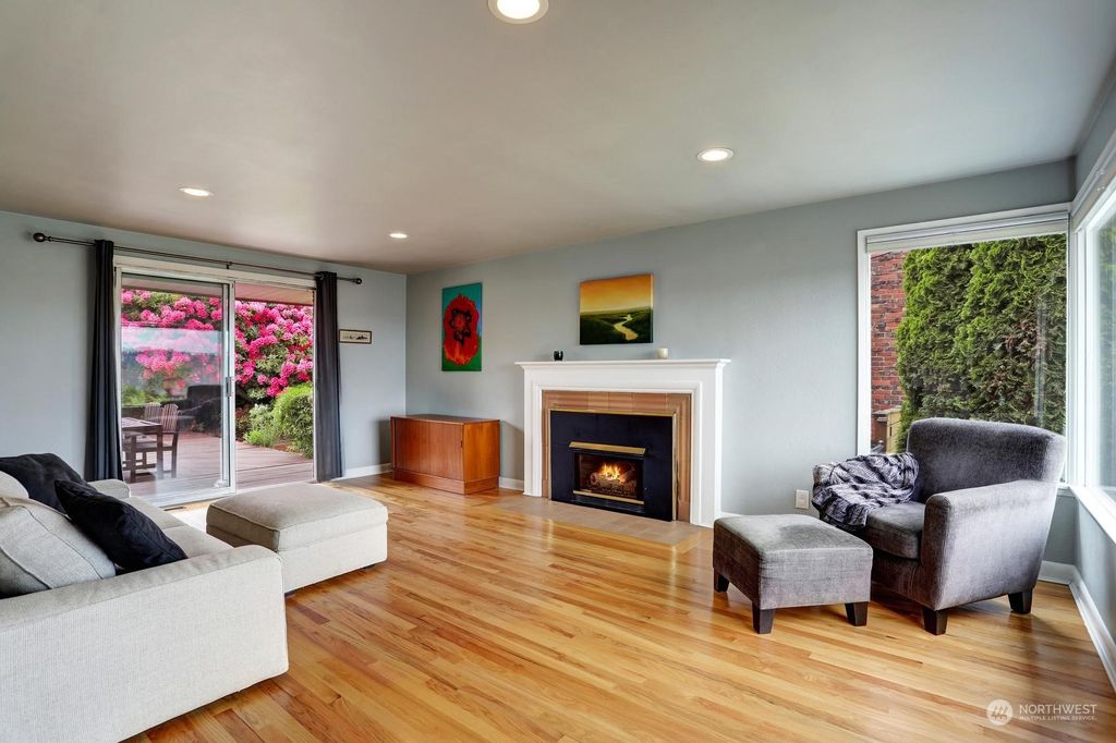 Photo of 10665 Forest Avenue S, Seattle, WA 98178 (MLS # 2070156)