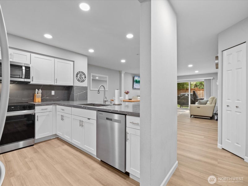 2001 120th Place SE 2-103