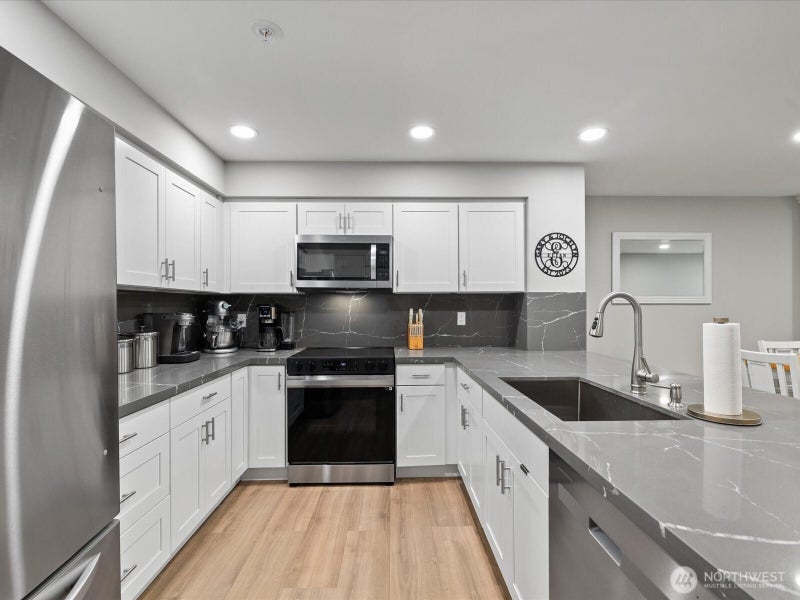 2001 120th Place SE 2-103