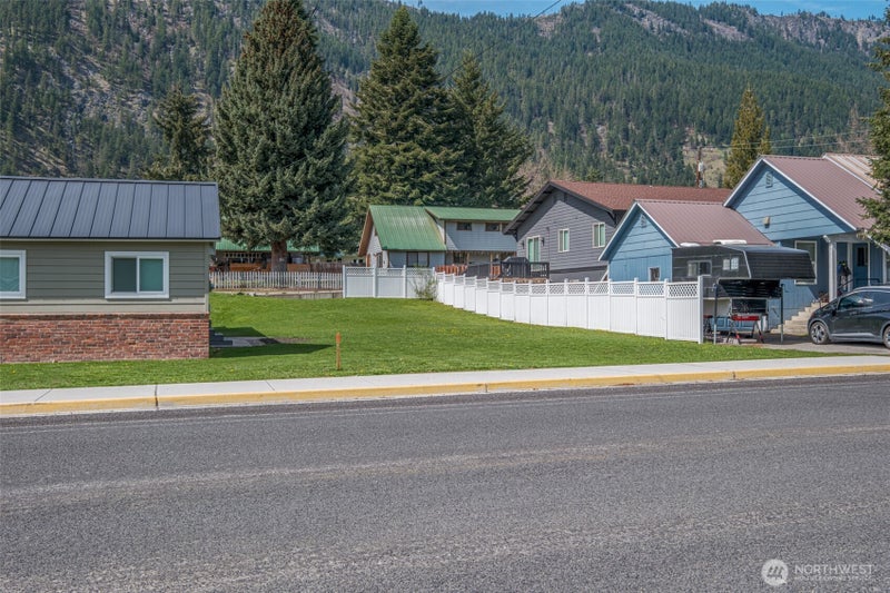 1 Ski Hill Drive