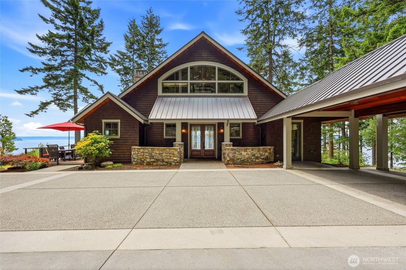 4898 S Camano Drive