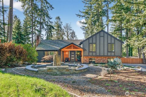 Photo of 21401 SE 16th Place, Sammamish, WA 98074 (MLS # 2469992)