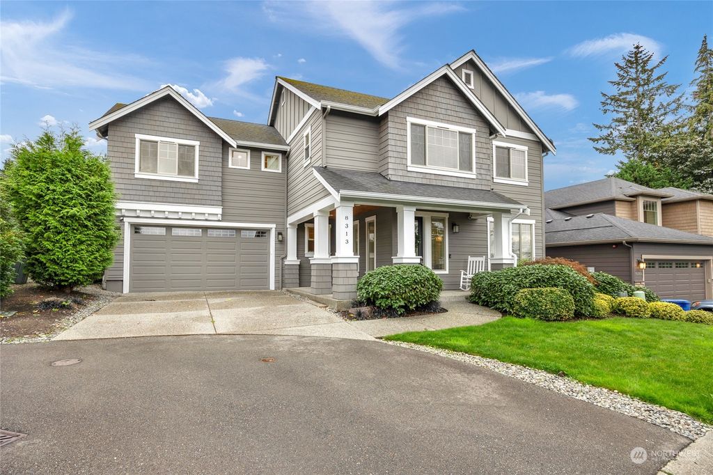 Photo of 8313 NE 161st Place, Kenmore, WA 98028 (MLS # 2294232)