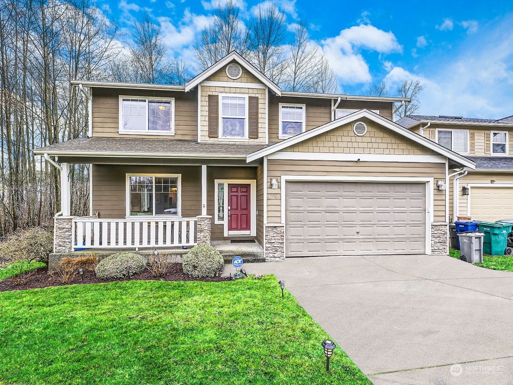 Photo of 1231 147th Place SW, Lynnwood, WA 98087 (MLS # 2197803)