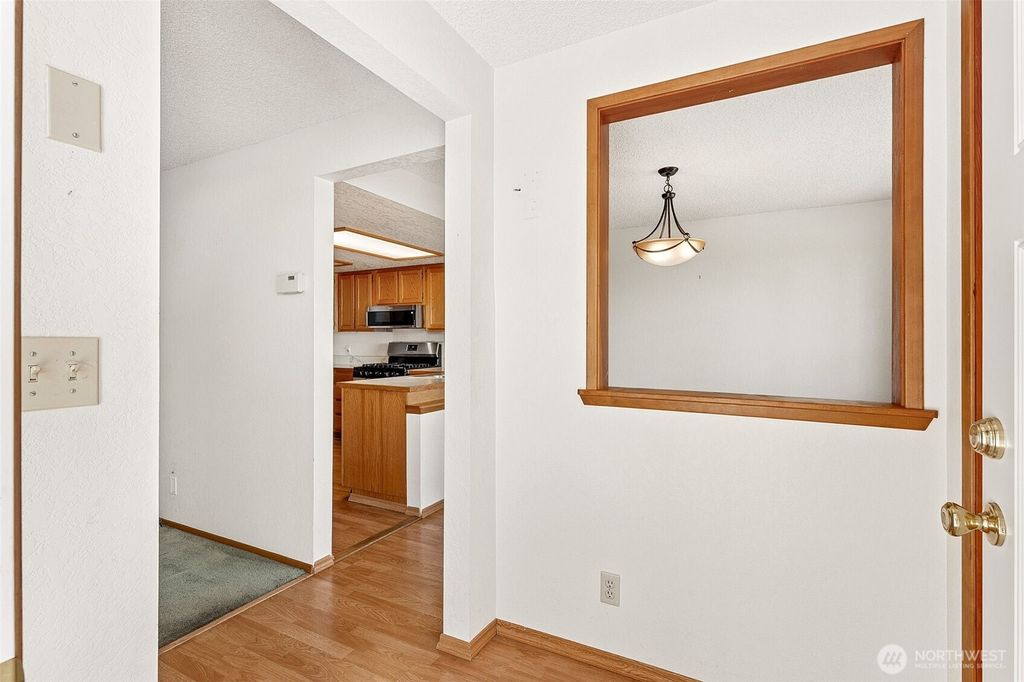 Photo of 442 E 31st Street #D3, Bremerton, WA 98310 (MLS # 2542797)