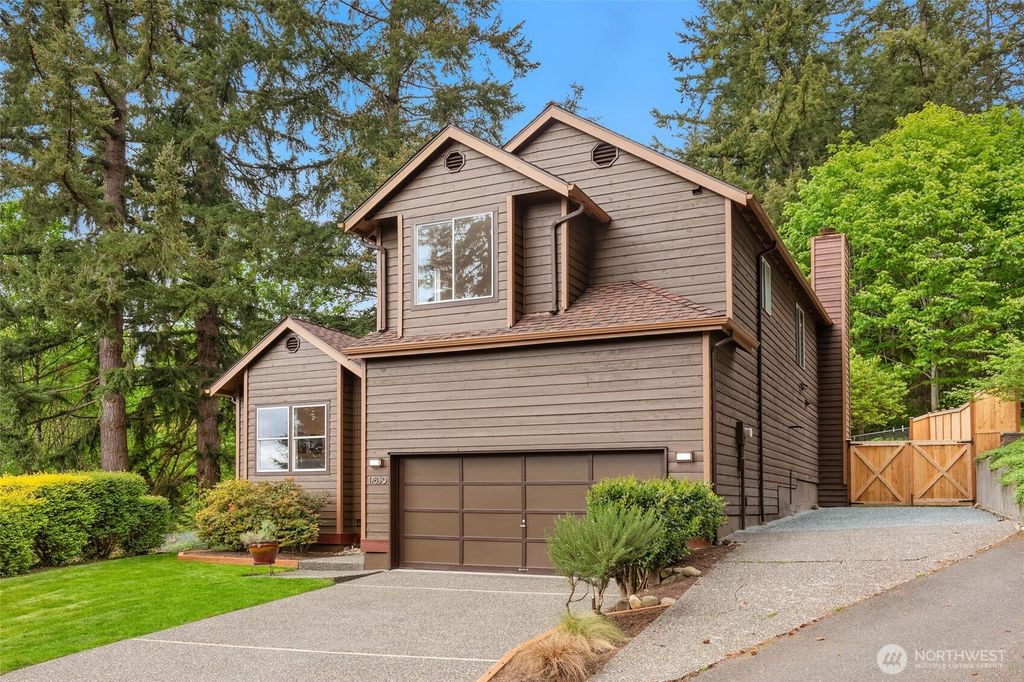 Photo of 17859 149th Avenue NE, Woodinville, WA 98072 (MLS # 2373269)