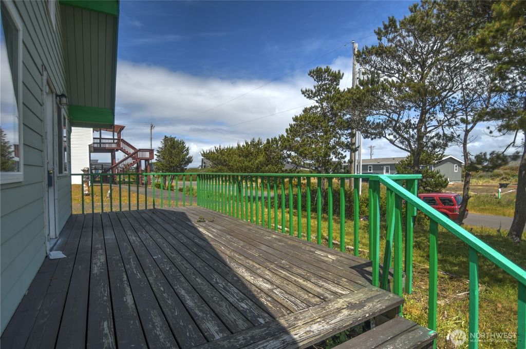 Photo of 1205 Fairwood Court St SW, Ocean Shores, WA 98569 (MLS # 2539140)