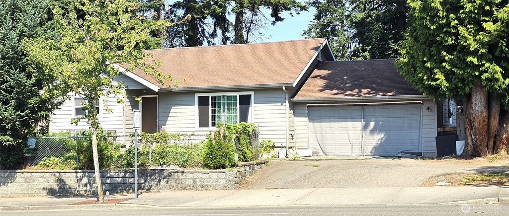 Photo of 1816 S 312th Street, Federal Way, WA 98003 (MLS # 2424886)