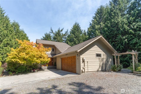 Photo of 33 Twinsview Court, Port Ludlow, WA 98365 (MLS # 2570230)