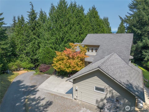 Photo of 33 Twinsview Court, Port Ludlow, WA 98365 (MLS # 2570230)