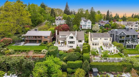 Photo of 1108 39th Avenue E, Seattle, WA 98112 (MLS # 2514865)