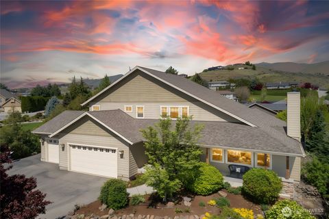Photo of 3642 Ridgeview Boulevard, Wenatchee, WA 98801 (MLS # 2504688)