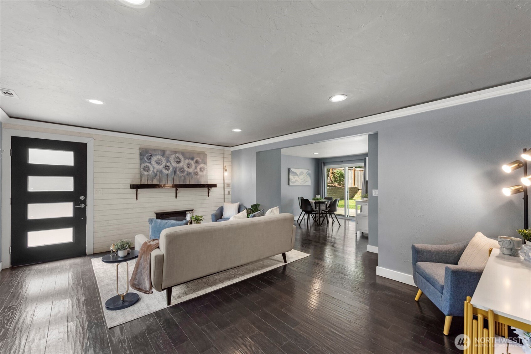 22014 5th Avenue W