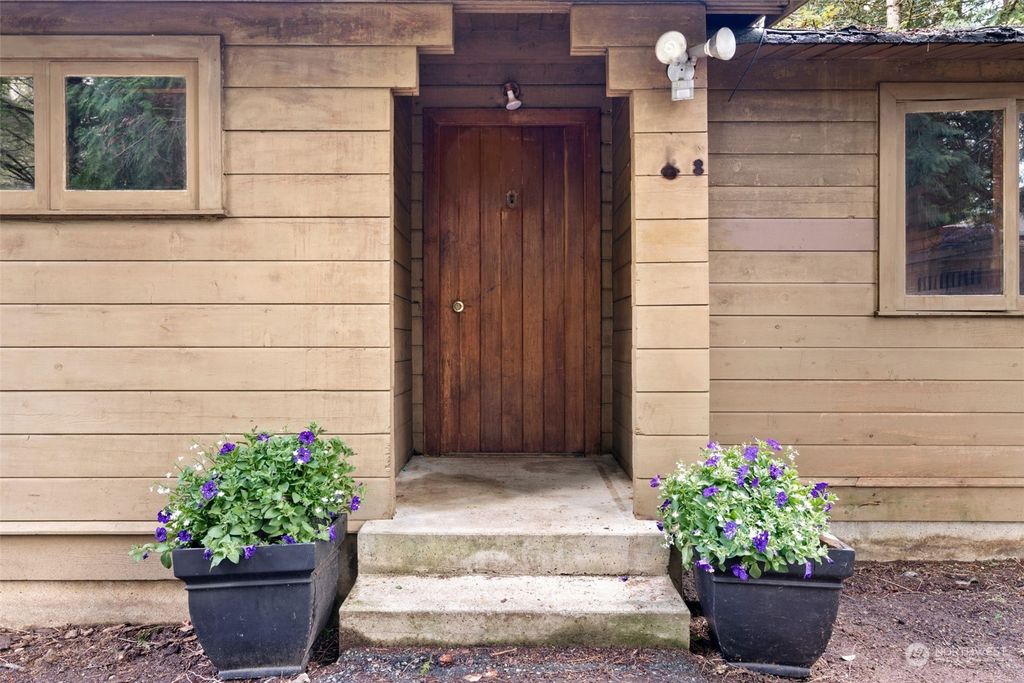 Photo of 7356 151st Avenue NE, Redmond, WA 98052 (MLS # 2055834)