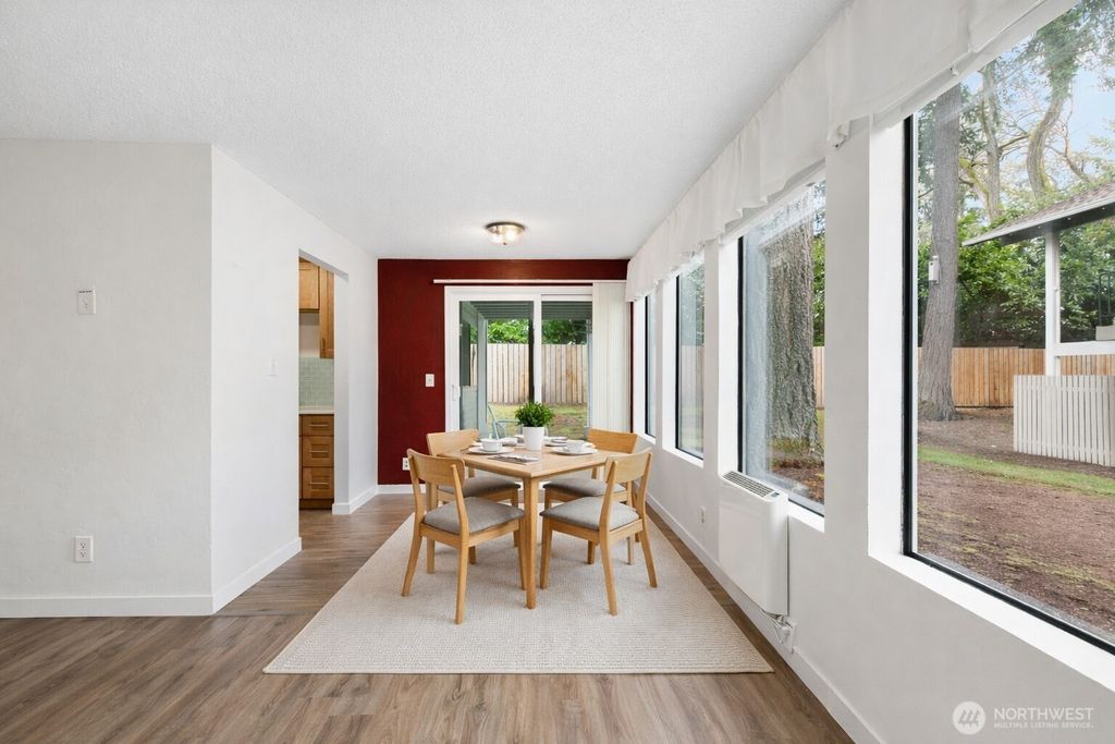 Photo of 1605 149th Place SE #1, Bellevue, WA 98007 (MLS # 2475930)