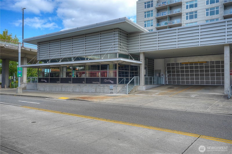 1515 Dock St STE #2