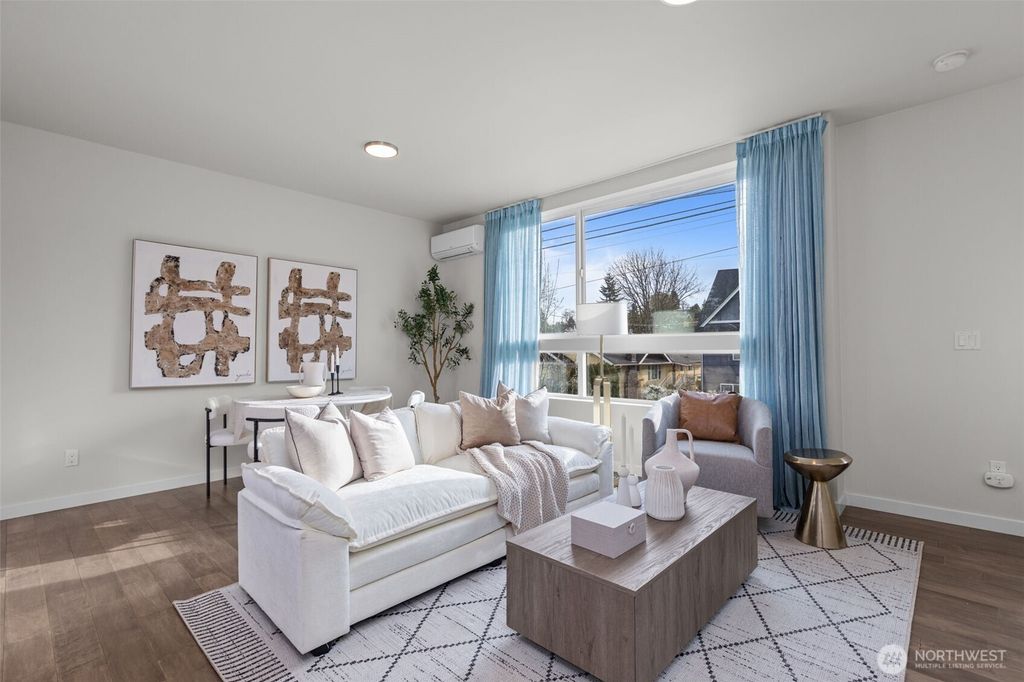 Photo of 1405 Martin Luther King Jr Way, Seattle, WA 98122 (MLS # 2375638)