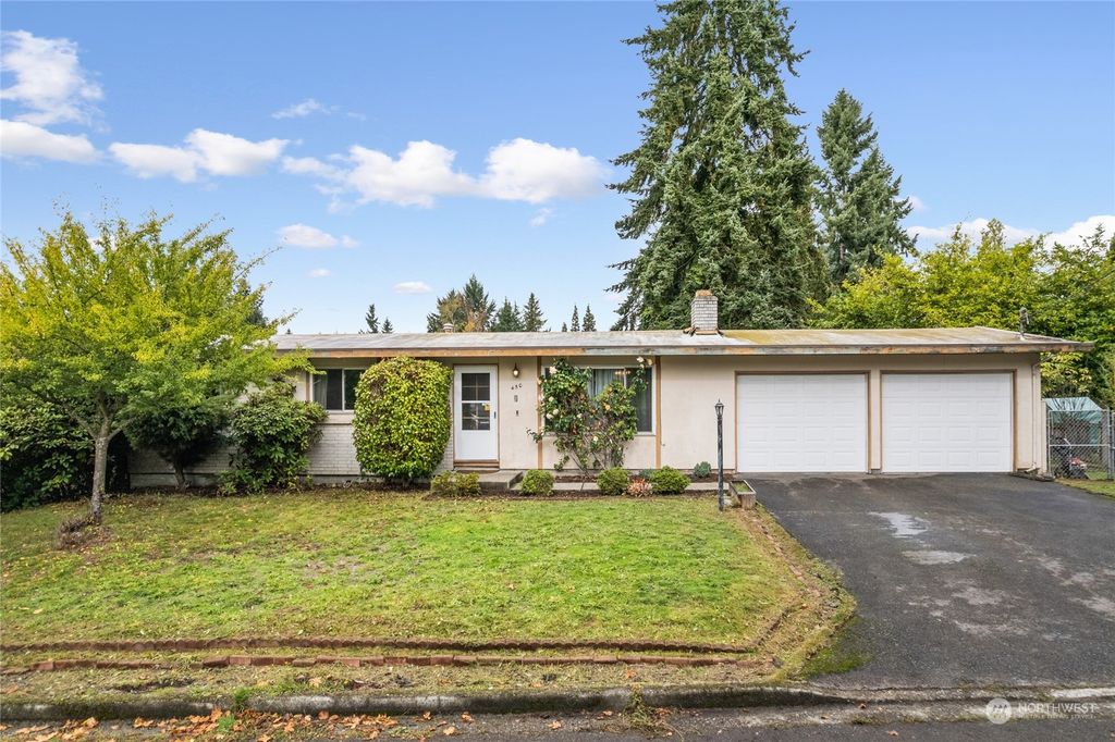 Photo of 450 S 304th Street, Federal Way, WA 98003 (MLS # 2167842)