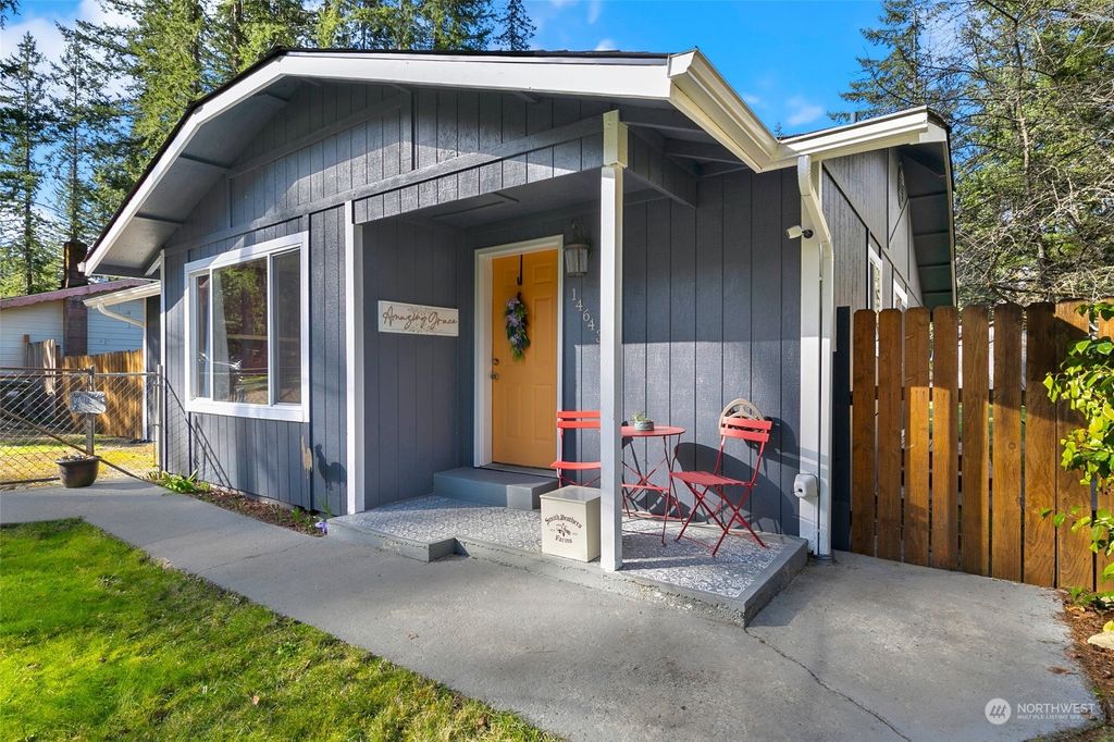 Photo of 14643 447th Avenue SE, North Bend, WA 98045 (MLS # 2208829)