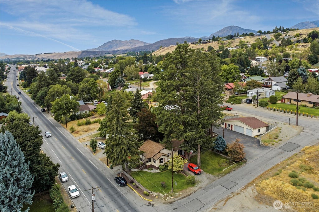 Photo of 779 N 2nd Avenue, Okanogan, WA 98840 (MLS # 2577180)