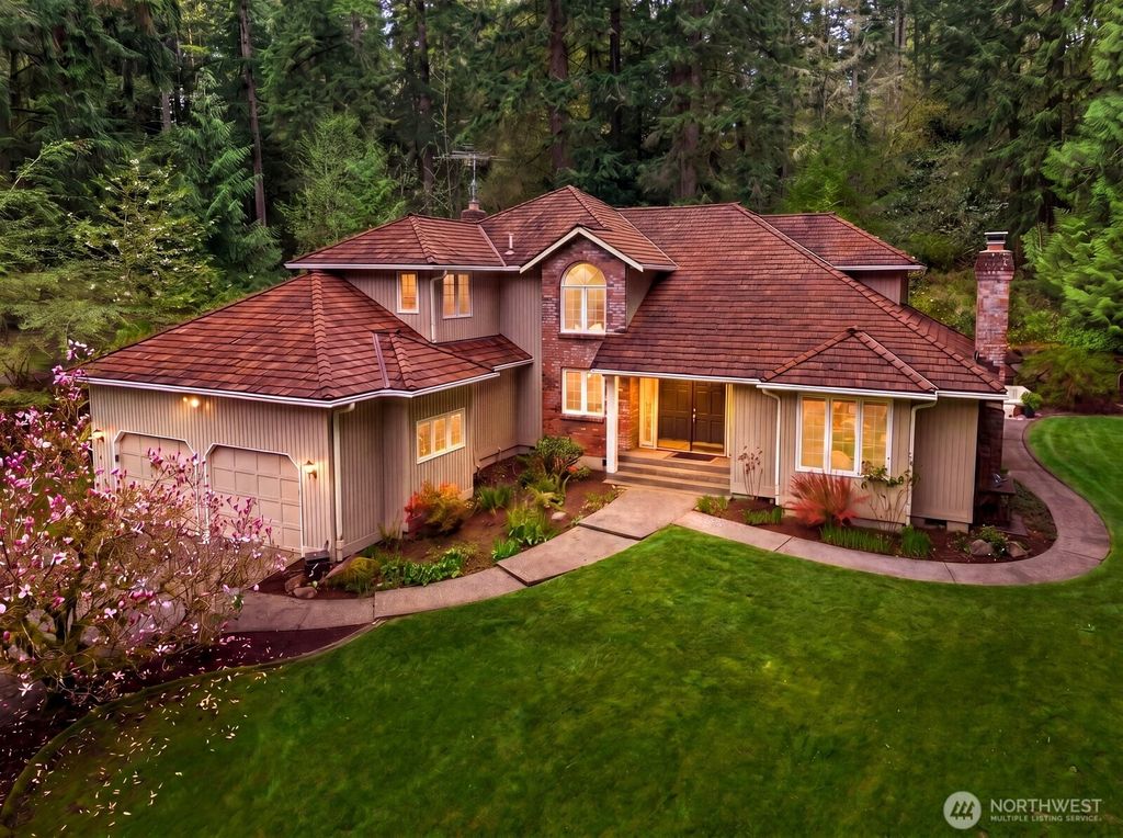 Photo of 20026 190th Avenue NE, Woodinville, WA 98077 (MLS # 2512897)