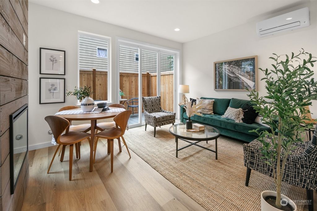 Photo of 111 N 105th Street, Seattle, WA 98133 (MLS # 2298500)