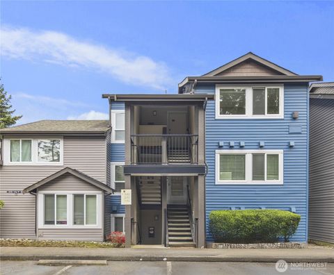 Photo of 26209 116th Avenue SE #B302, Kent, WA 98030 (MLS # 2519065)