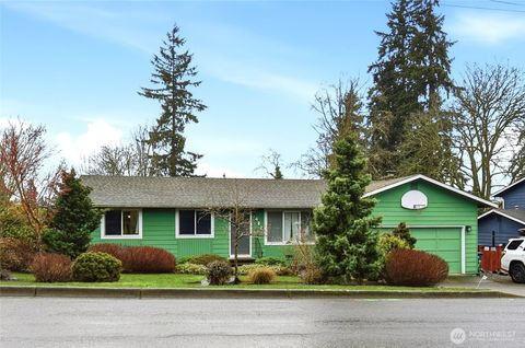 Photo of 422 216th Street SW, Bothell, WA 98021 (MLS # 2474645)