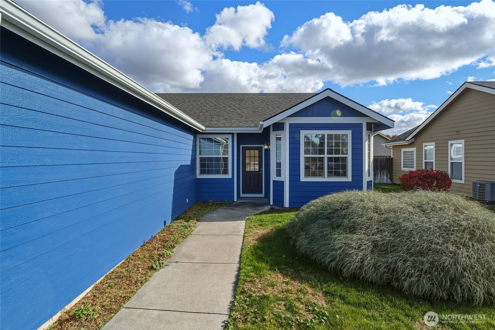 736 N Roosevelt Street