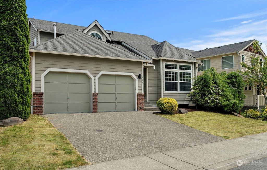 Photo of 226 Whitman Place NE, Renton, WA 98059 (MLS # 2125651)