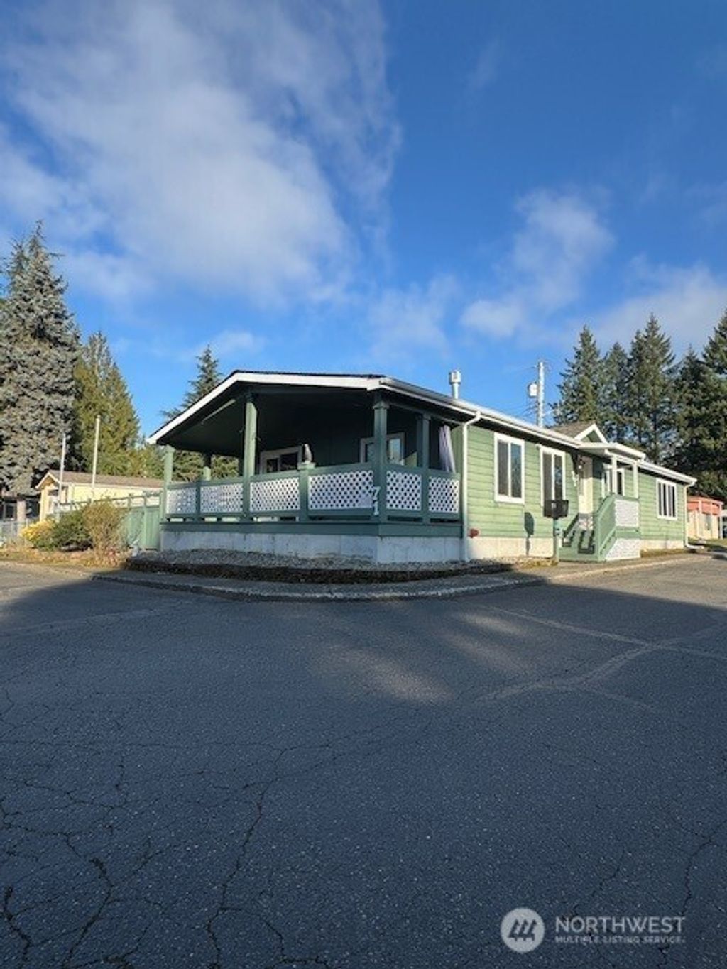 Photo of 930 Trosper Road SW #71, Tumwater, WA 98512 (MLS # 2471115)