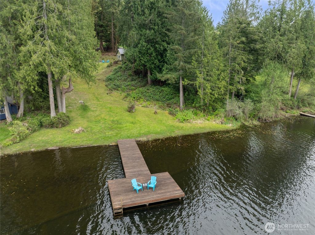 Photo of 1028 S Lake Roesiger Road, Snohomish, WA 98290 (MLS # 2369500)