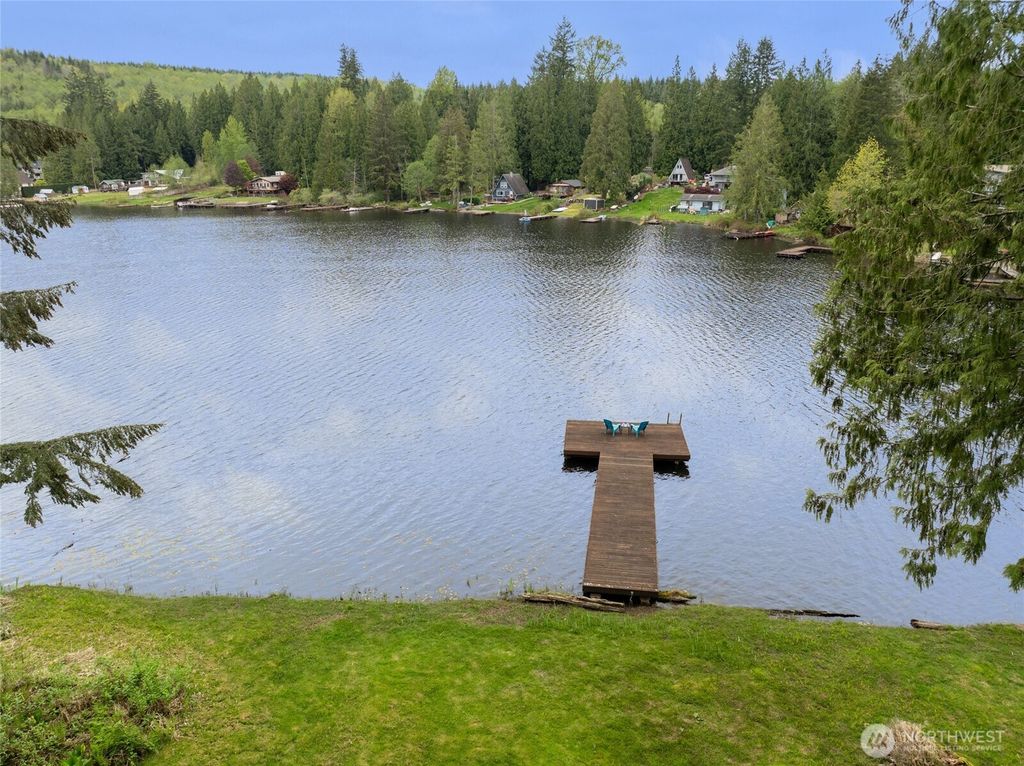 Photo of 1028 S Lake Roesiger Road, Snohomish, WA 98290 (MLS # 2369500)