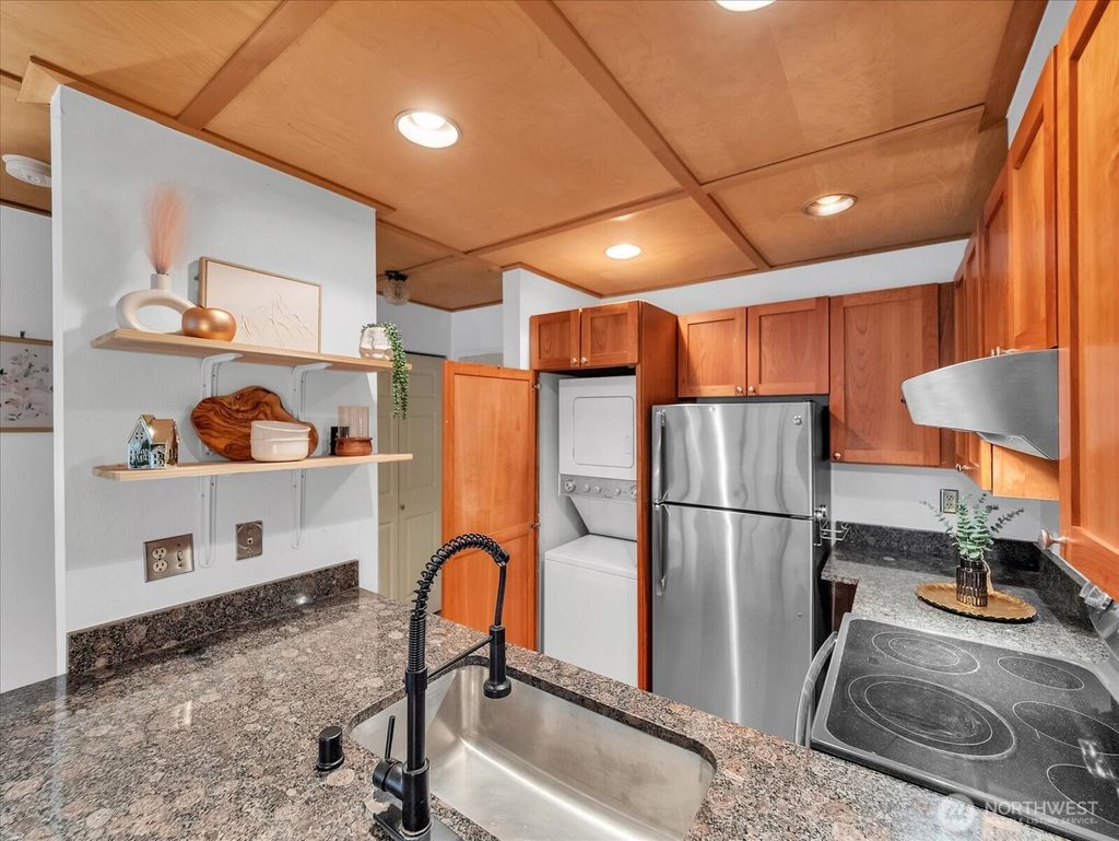 Photo of 211 Summit Avenue E #N308, Seattle, WA 98102 (MLS # 2327242)