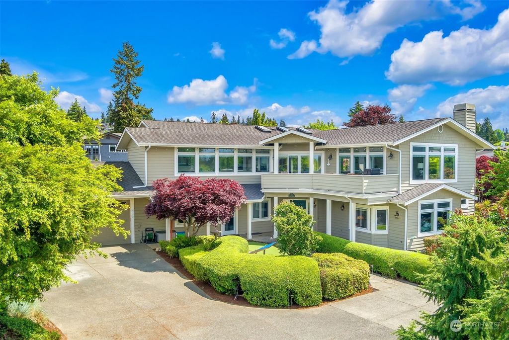 Photo of 540 Holly Drive, Edmonds, WA 98020 (MLS # 2066524)