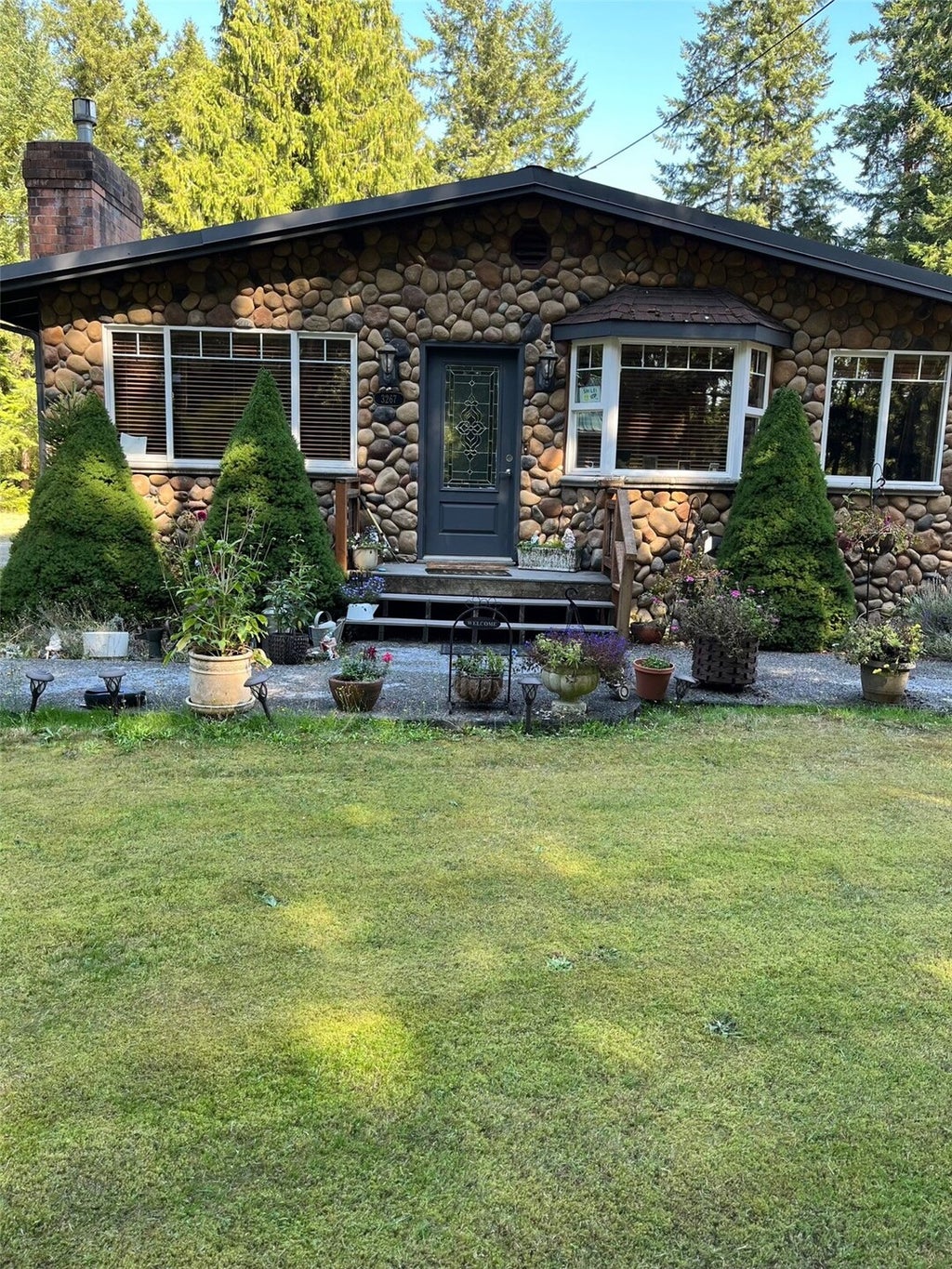 Photo of 3267 Brooks Hill Road, Langley, WA 98260 (MLS # 2597099)