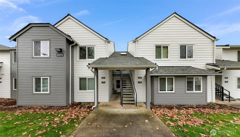 Photo of 4255 Wintergreen Circle #274, Bellingham, WA 98226 (MLS # 2453400)