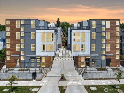 Photo of 822 B NW 52nd Street, Seattle, WA 98107 (MLS # 2456930)