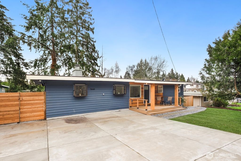 Photo of 15539 SE 8th Street, Bellevue, WA 98007 (MLS # 2335286)