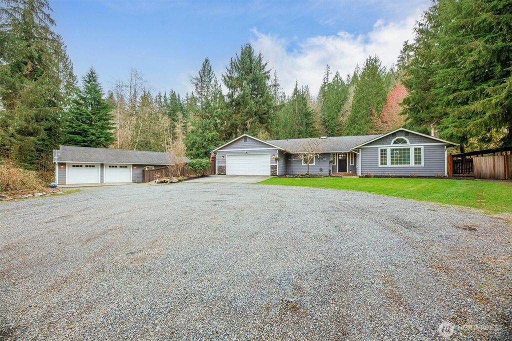 Photo of 5620 Robe Menzel Road, Granite Falls, WA 98252 (MLS # 2349958)