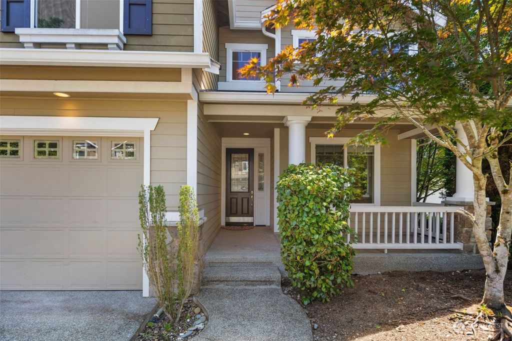 Photo of 22325 NE 6th Court, Sammamish, WA 98074 (MLS # 2134989)