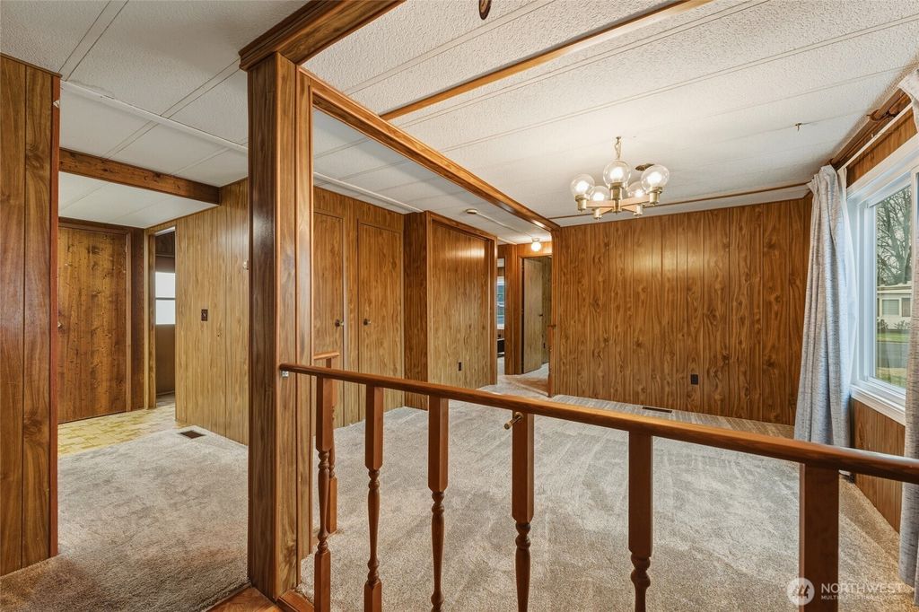 Photo of 806 SE Mockingbird Drive, College Place, WA 99324 (MLS # 2492350)