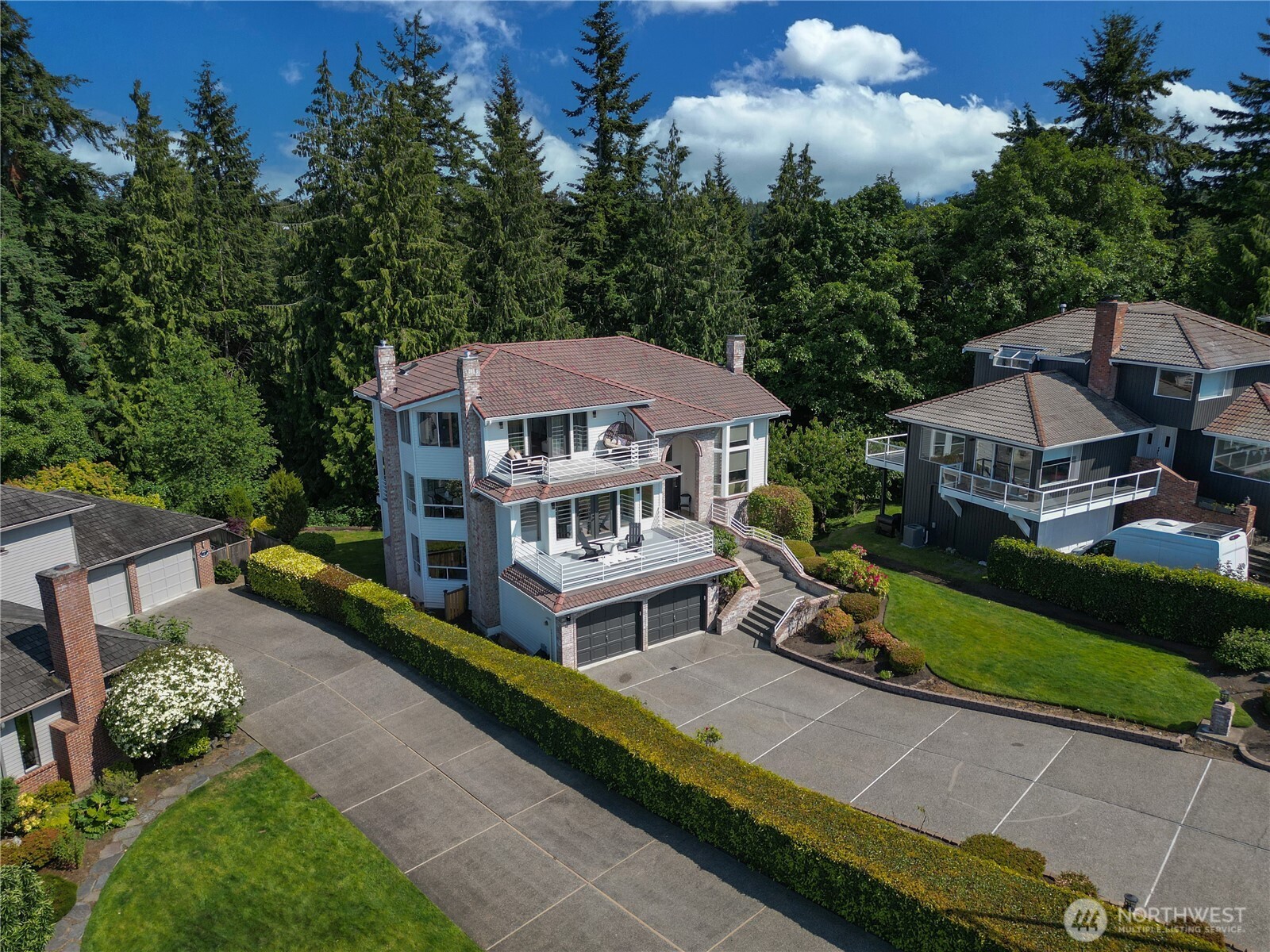 1621 Edgemoor Lane
