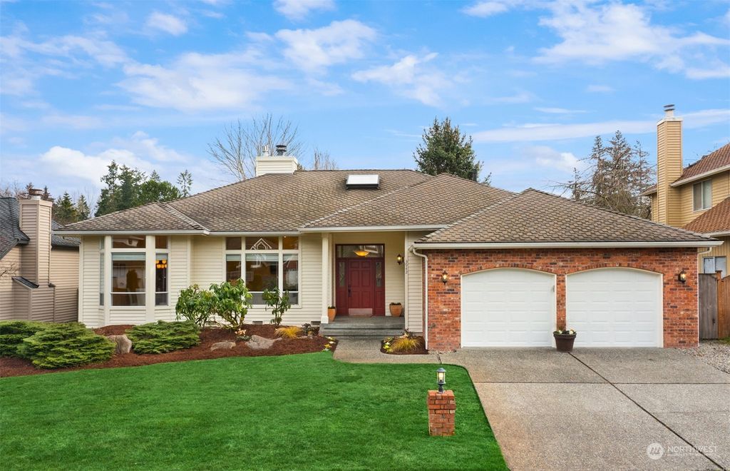 Photo of 3942 240th Place SE, Sammamish, WA 98029 (MLS # 2037835)