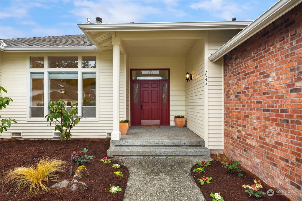 Photo of 3942 240th Place SE, Sammamish, WA 98029 (MLS # 2037835)