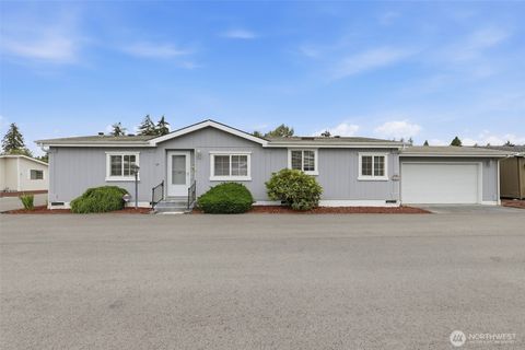 Photo of 2611 S 288th Street #34, Federal Way, WA 98003 (MLS # 2546958)