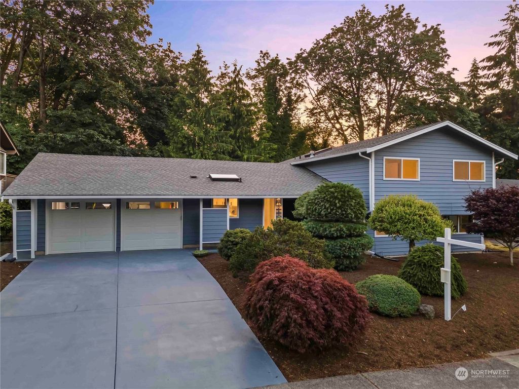 Photo of 5021 120th Avenue SE, Bellevue, WA 98006 (MLS # 2001654)