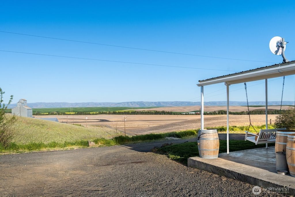 Photo of 5119 Sudbury Road, Walla Walla, WA 99362 (MLS # 2520044)
