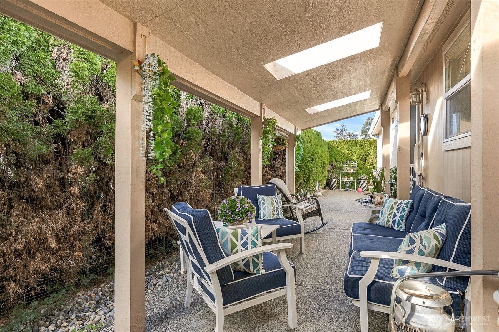 1937 SE Cranberry Lane