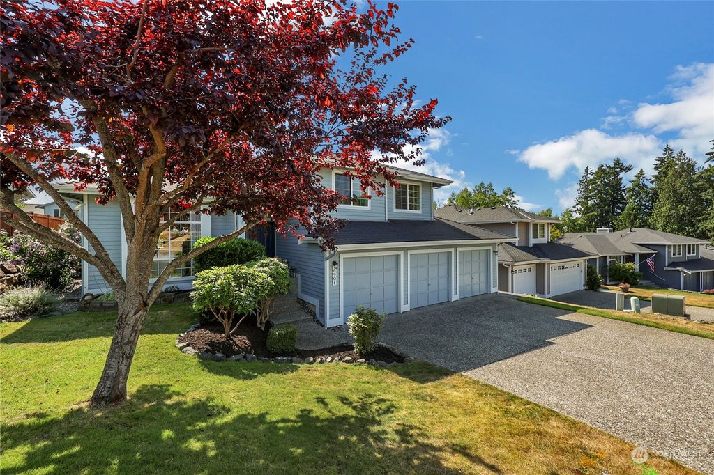 Photo of 6904 75th Drive NE, Marysville, WA 98270 (MLS # 2277797)